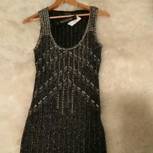 Gorgeous NWT Sequinned Top by Le Château